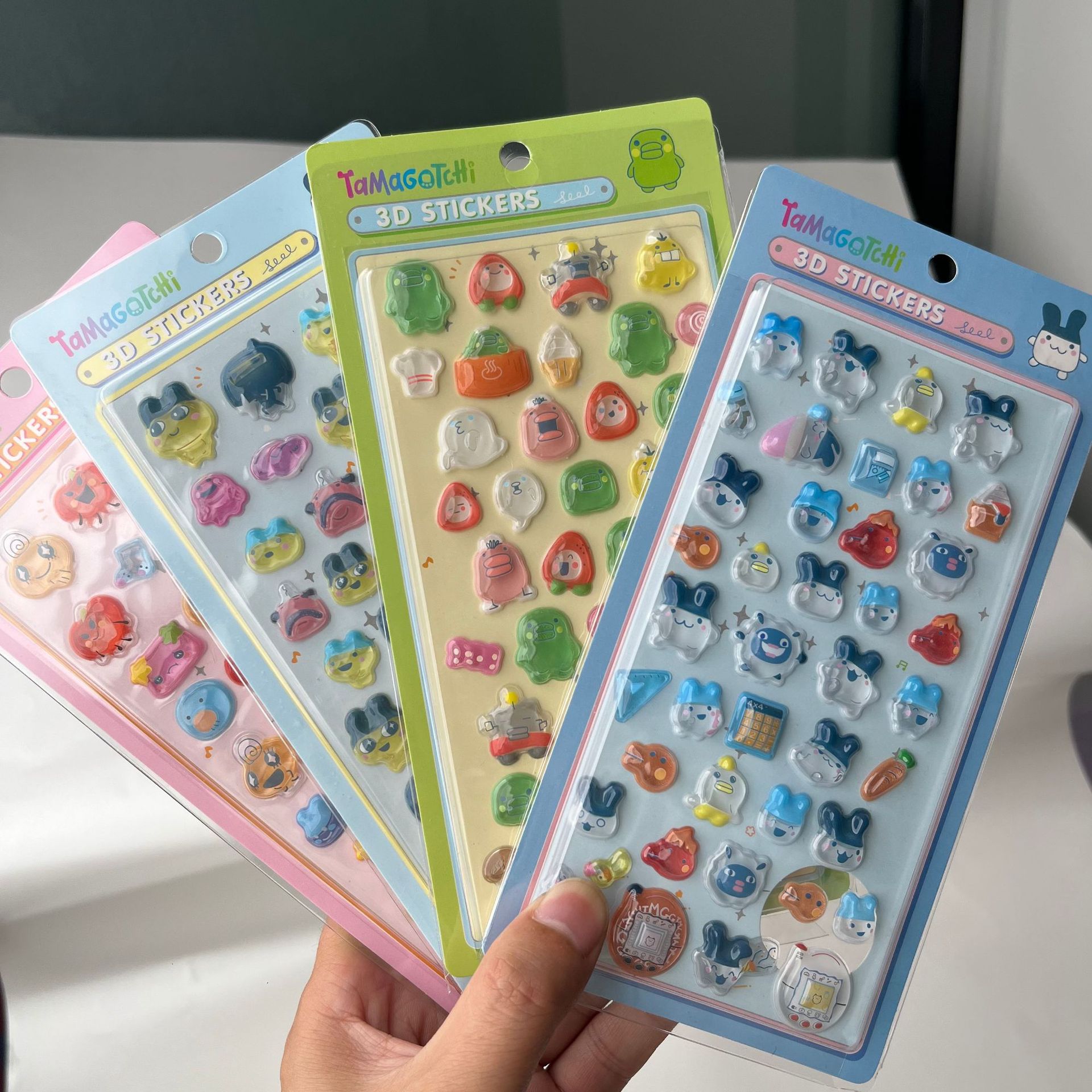 Tablet Cute Accessories - สติกเกอร์นูน 3 มิติ ลายทามาก็อตจิ น่ารัก สไตล์เรโทร