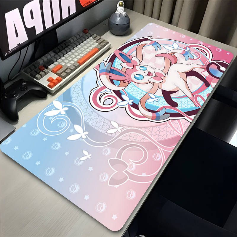 Tablet Cute Accessories - แผ่นรองเมาส์สีชมพูขนาดใหญ่ XXL อุปกรณ์เสริมคอมพิวเตอร์สำหรับเล่นเกม P-pokemon Sylveon แผ่นรองคีย์บอร์ดสำหรับวางโต๊ะ